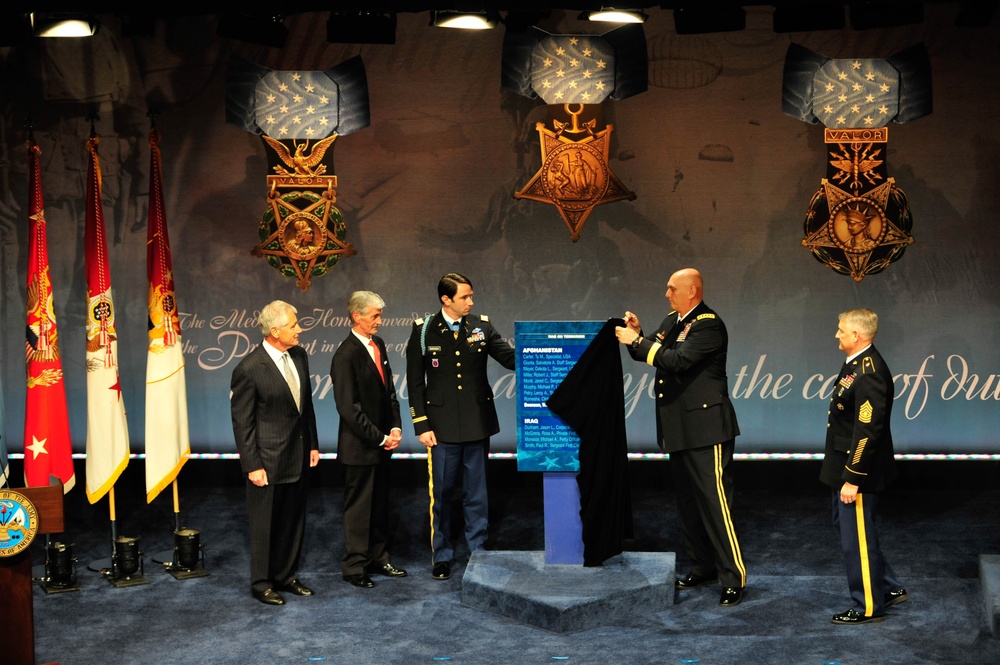 Army Capt. William D. Swenson, Medal of Honor Ceremony