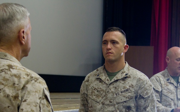 Commandant and Sergeant Major of the Marine Corps Visit Combat Center