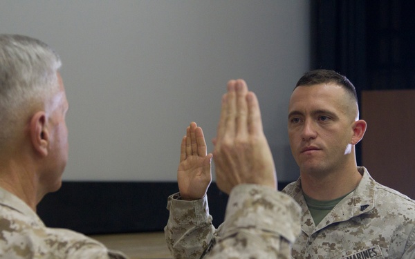 Commandant and Sergeant Major of the Marine Corps Visit Combat Center