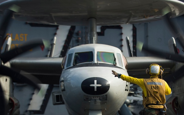 Directing pilots of an E-2C Hawkeye