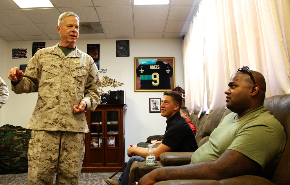 CMC visits Wounded Warriors at Balboa Hospital