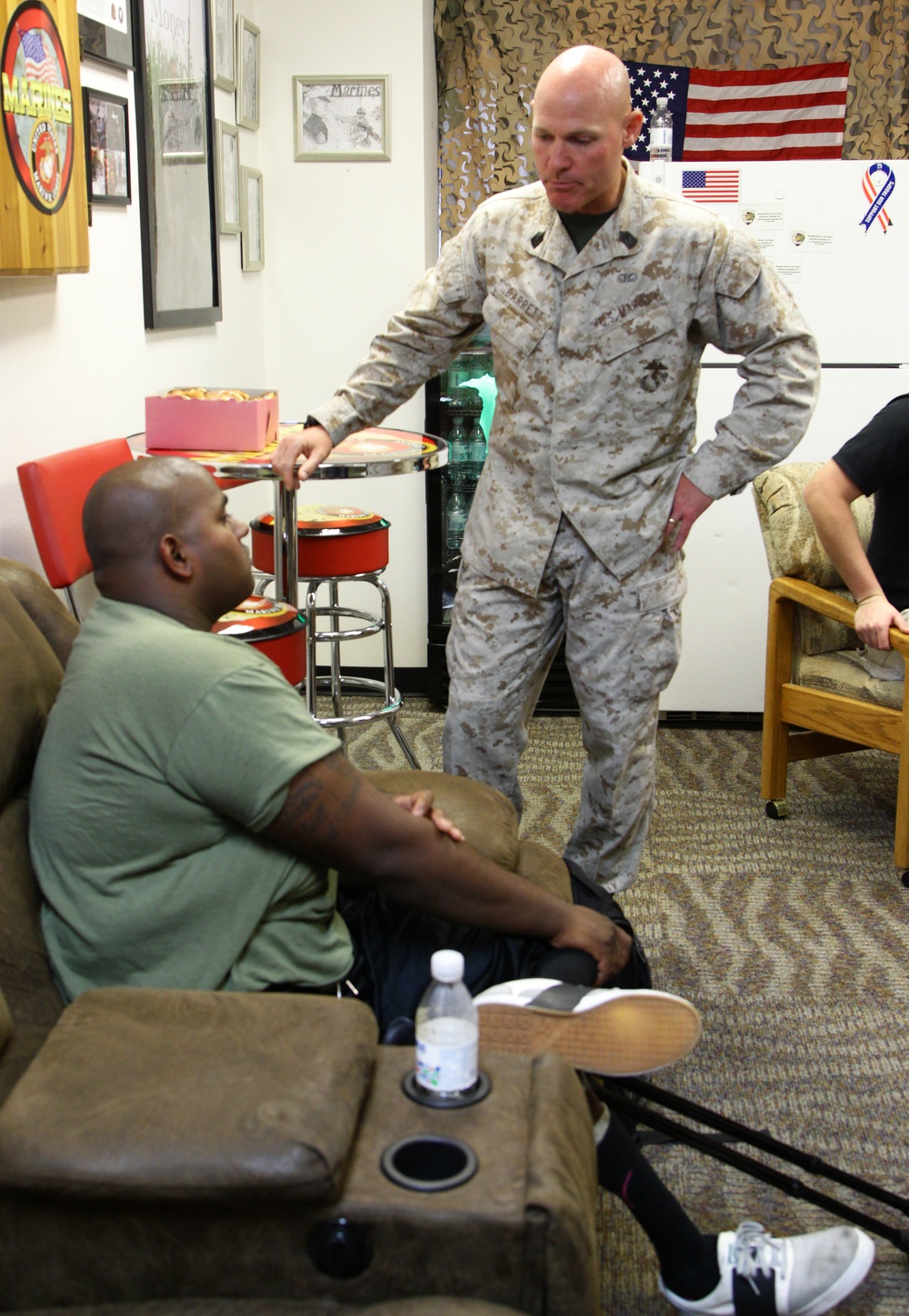 CMC visits Wounded Warriors at Balboa Hospital