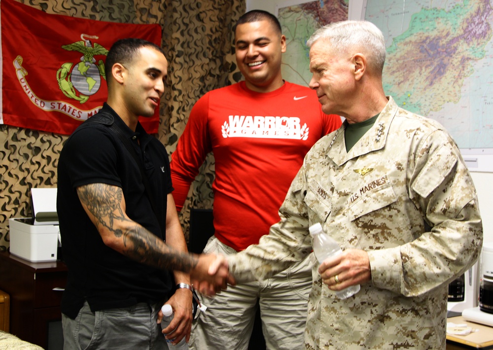 CMC visits Wounded Warriors at Balboa Hospital