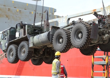4-6 ARS equipment floats into port