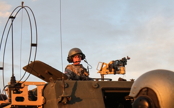 Female soldiers fire rocket system, make Army history