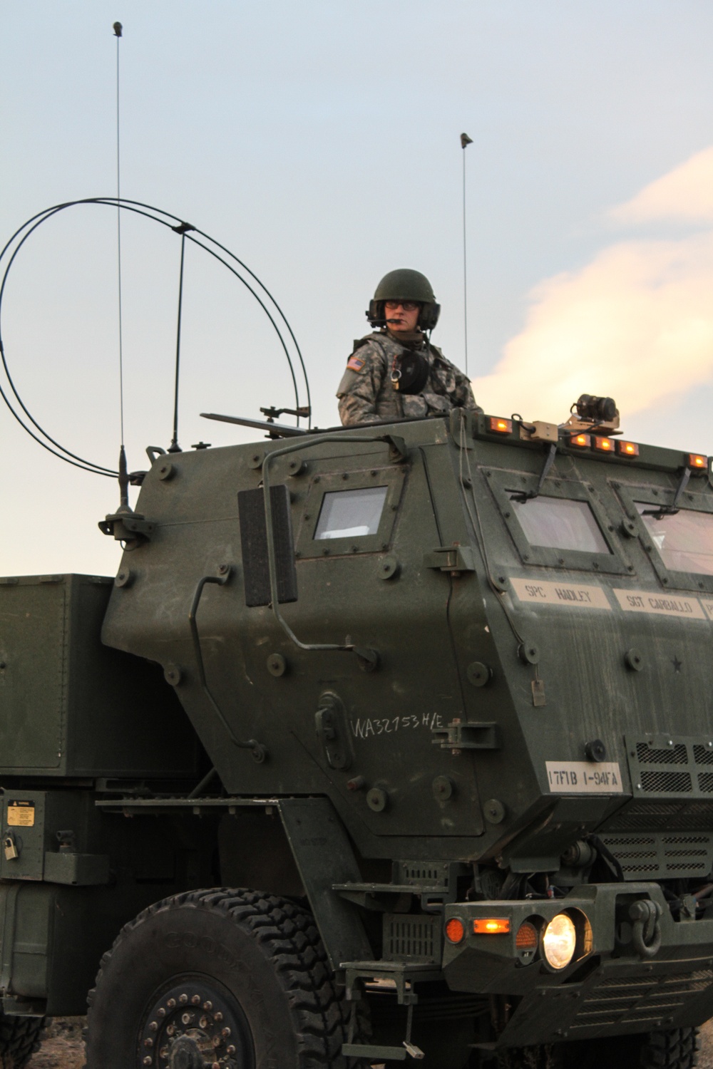 Female soldiers fire rocket system, make Army history