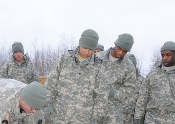Cold Weather Safety Course gears soldiers up for cold-weather survival