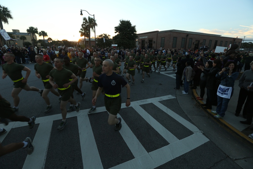 Photo Gallery: Motivation high for new Marines during final run on Parris Island