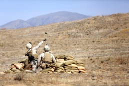 Highlanders master basic combat skills