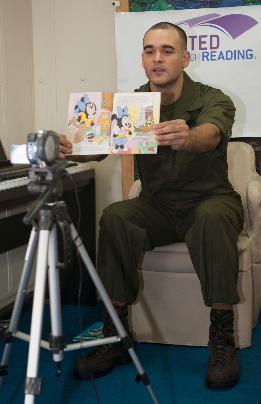 Marine reads for loved ones