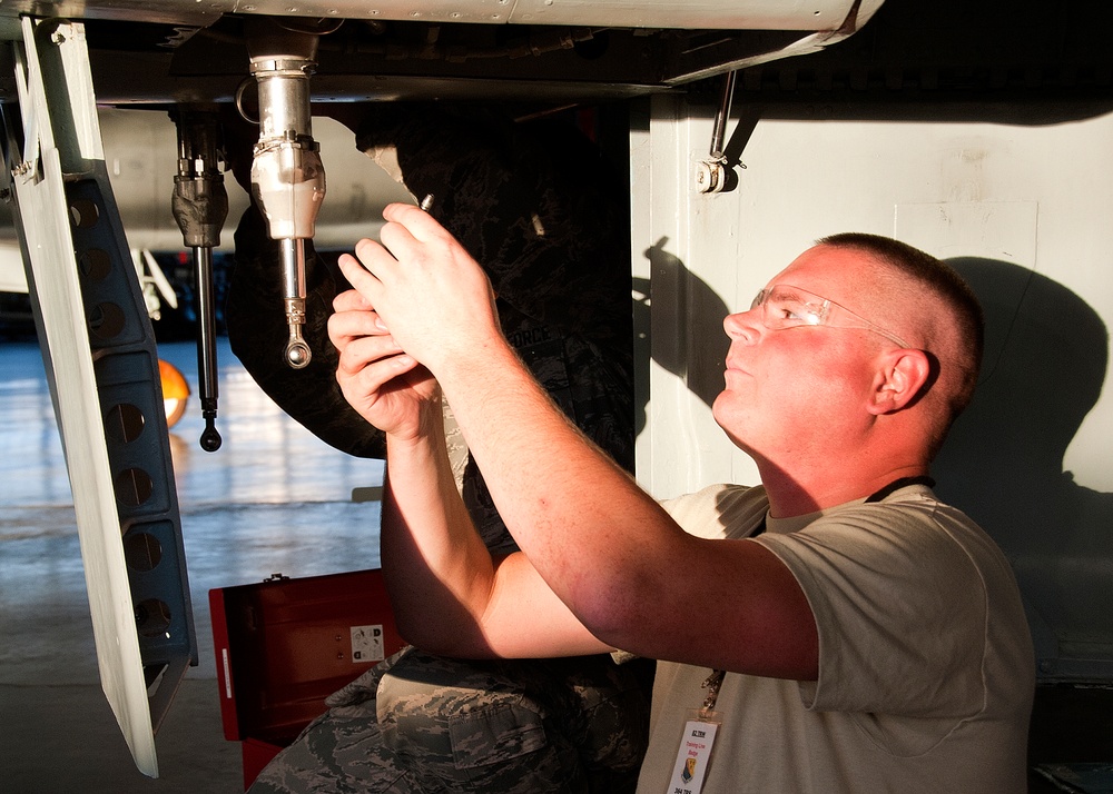 364th Training Squadron, Aircraft Hydraulic Systems Course