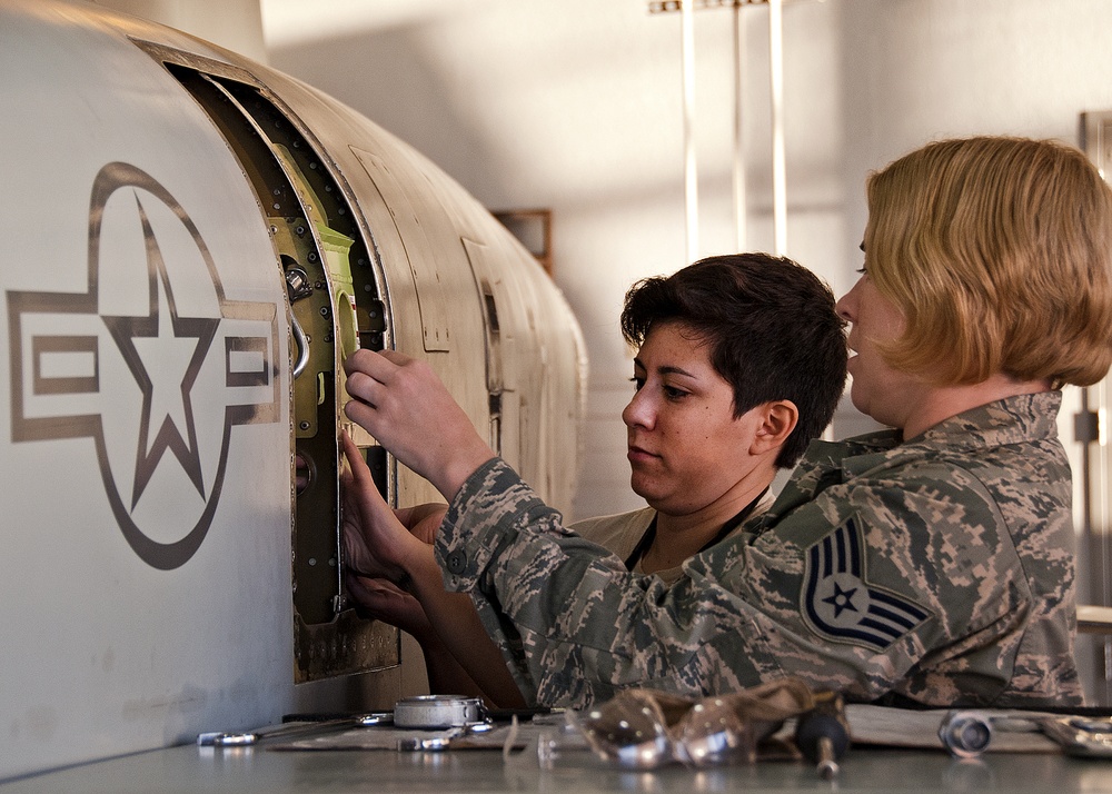 364th Training Squadron, Aircraft Hydraulic Systems Course