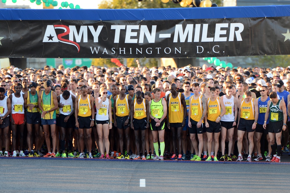 Thousands turn out for 2013 Army Ten-Miler