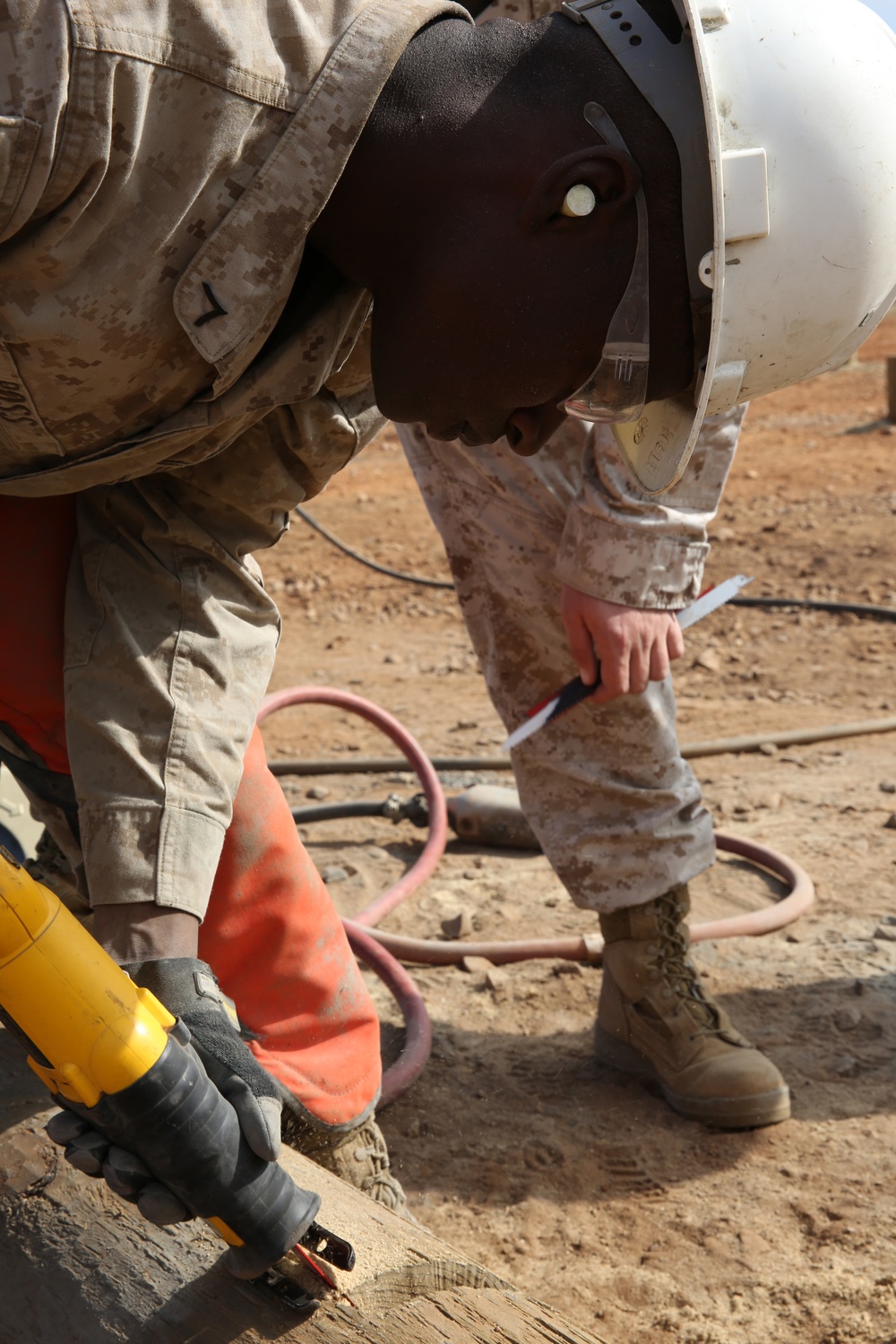 Build it up or blow it apart: a look inside the Marine Corps’ combat engineers