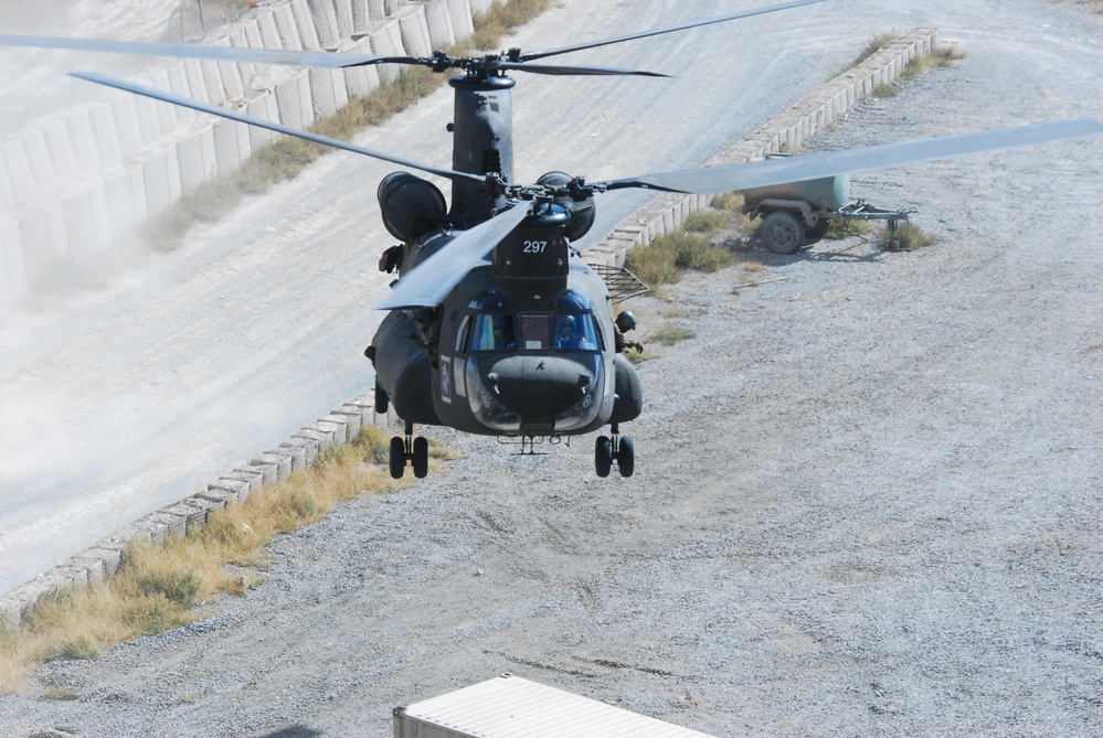 10th Combat Aviation Brigade sling load operations