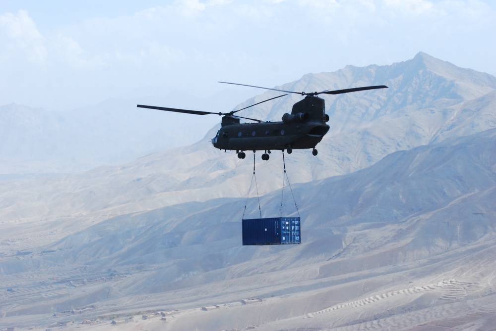 10th Combat Aviation Brigade sling load operations