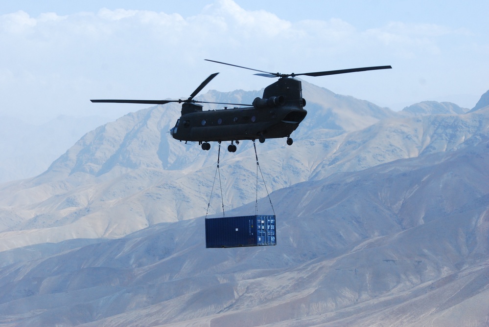10th Combat Aviation Brigade sling load operations