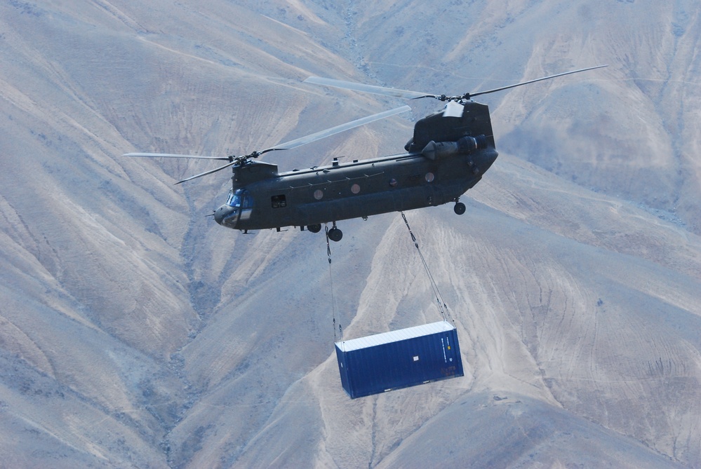 10th Combat Aviation Brigade sling load operations