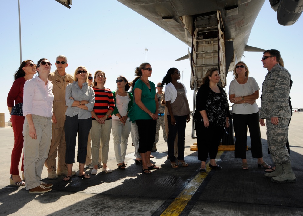 Military spouses receive expeditionary mission outlook