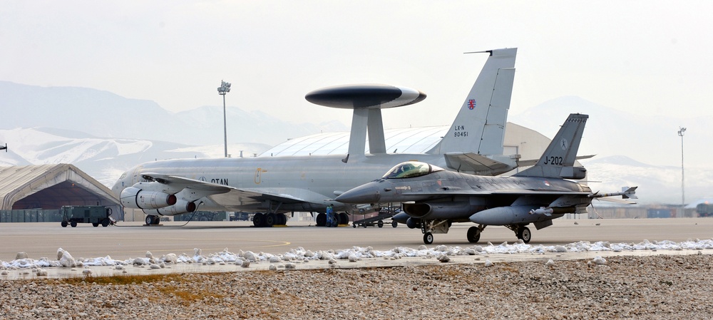 NATO E-3A Component celebrates 10,000 flight hours in support of Afghanistan operation