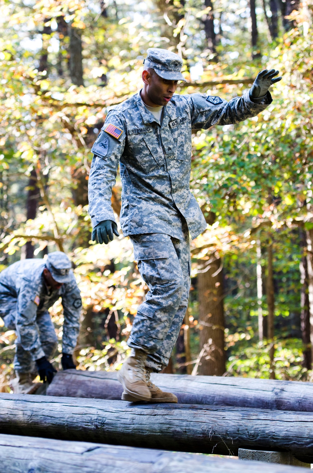 Soldiers test endurance, teamwork