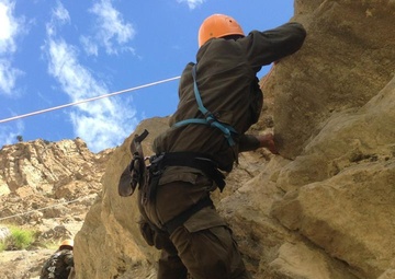 Northern Warfare Training Center instructor conquers mountains, builds relationship with Nepal