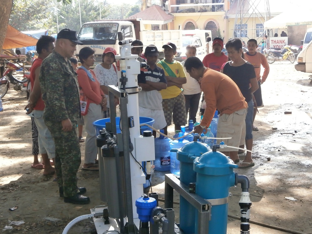 MarForPac water purification units assist earthquake relief efforts in the Philippines