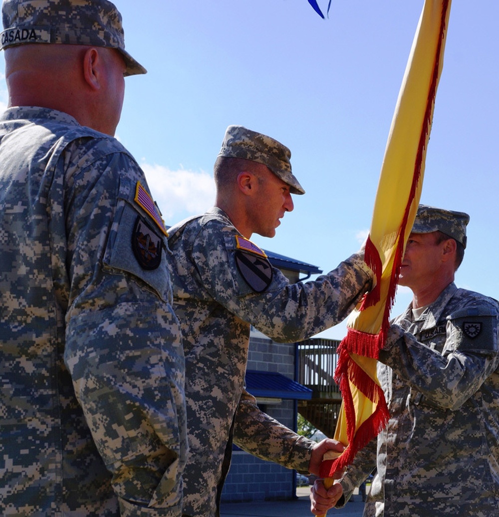 DVIDS - Images - 103rd BSB passes the flag [Image 6 of 11]