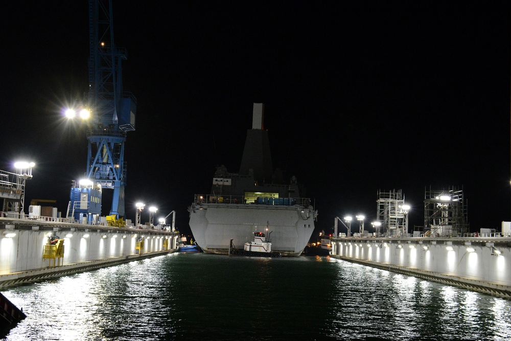 USS Green Bay dry-docking