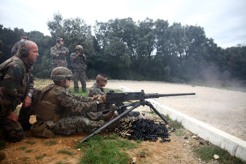 SP-MAGTF Crisis Response Marines conduct live-fire with French Legionnaires