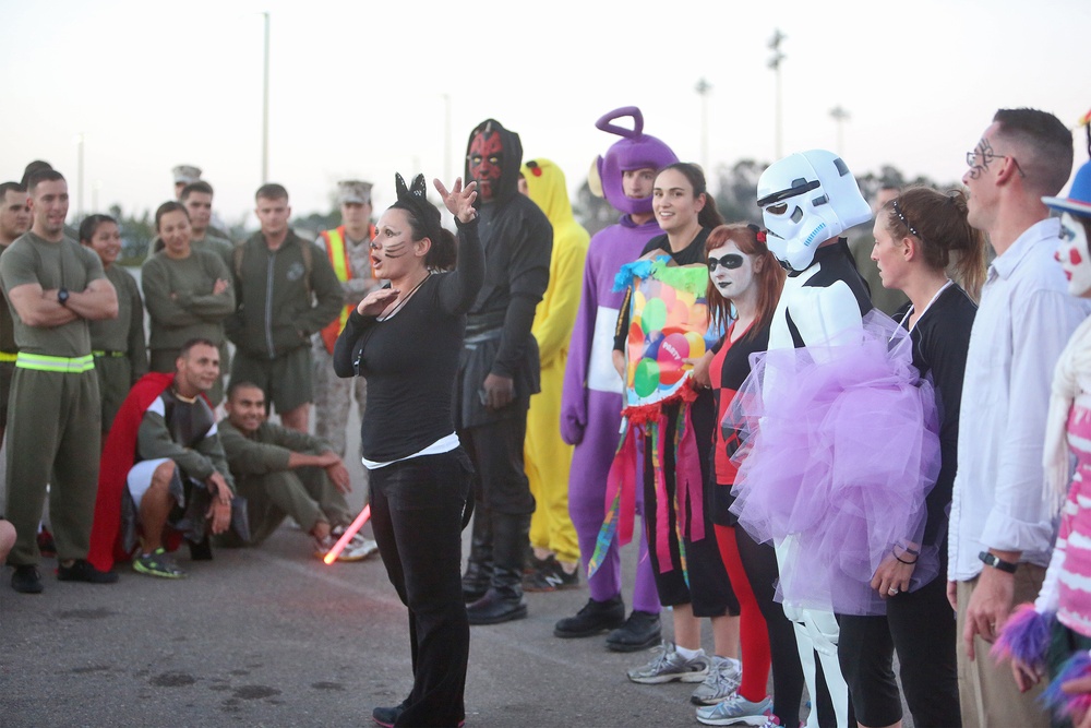 Of Spartans, Jedi and Marines: Halloween PT brings CLR-17 Marines together