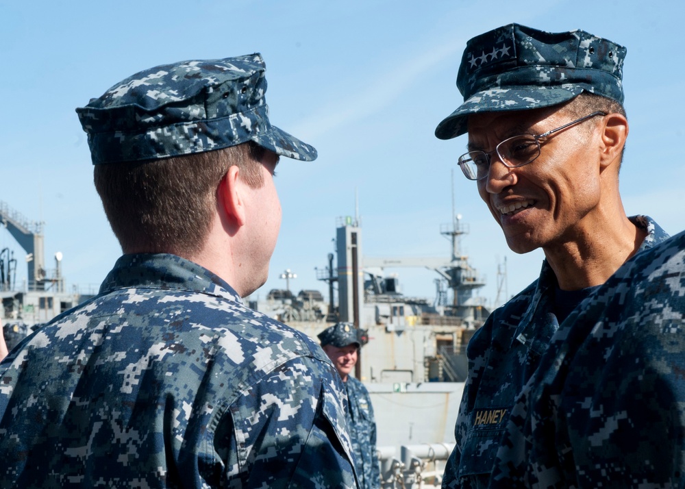 USS Rodney M. Davis all-hands call