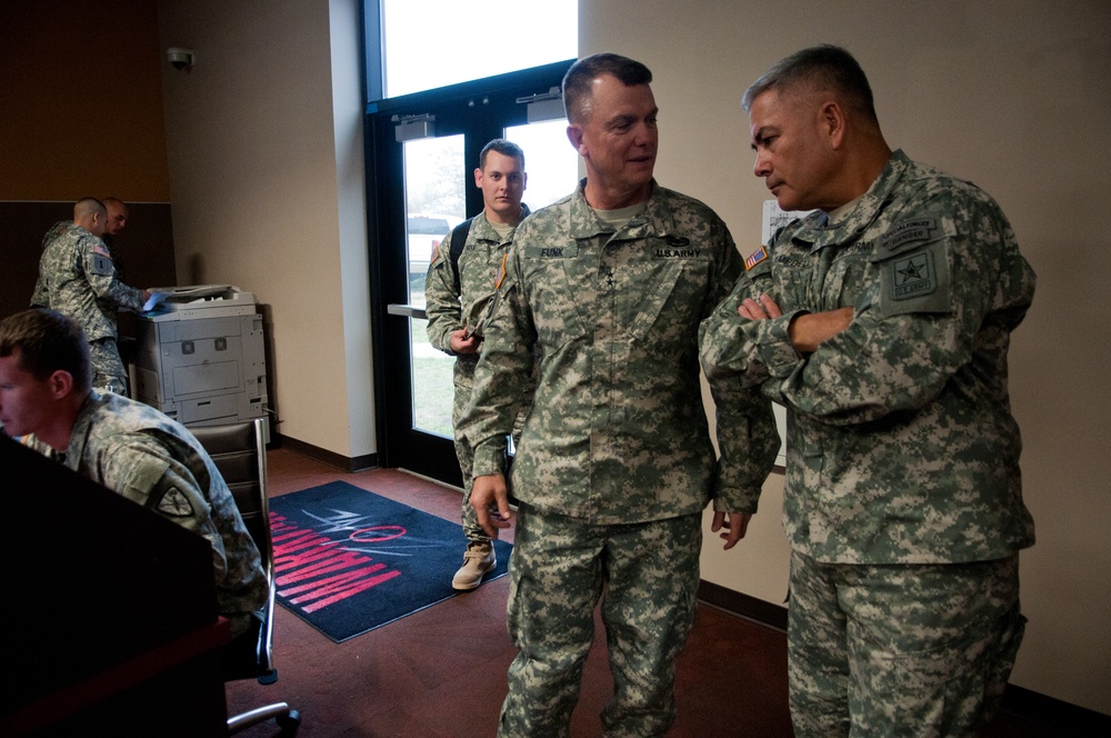 Vice Chief Campbell, SMA Chander visit 'Big Red One' soldiers, discuss resiliency
