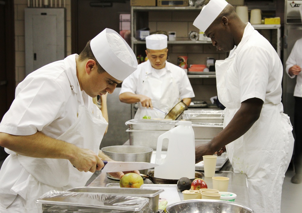 Top military cooks compete in Fort Hood 'Iron Chef'