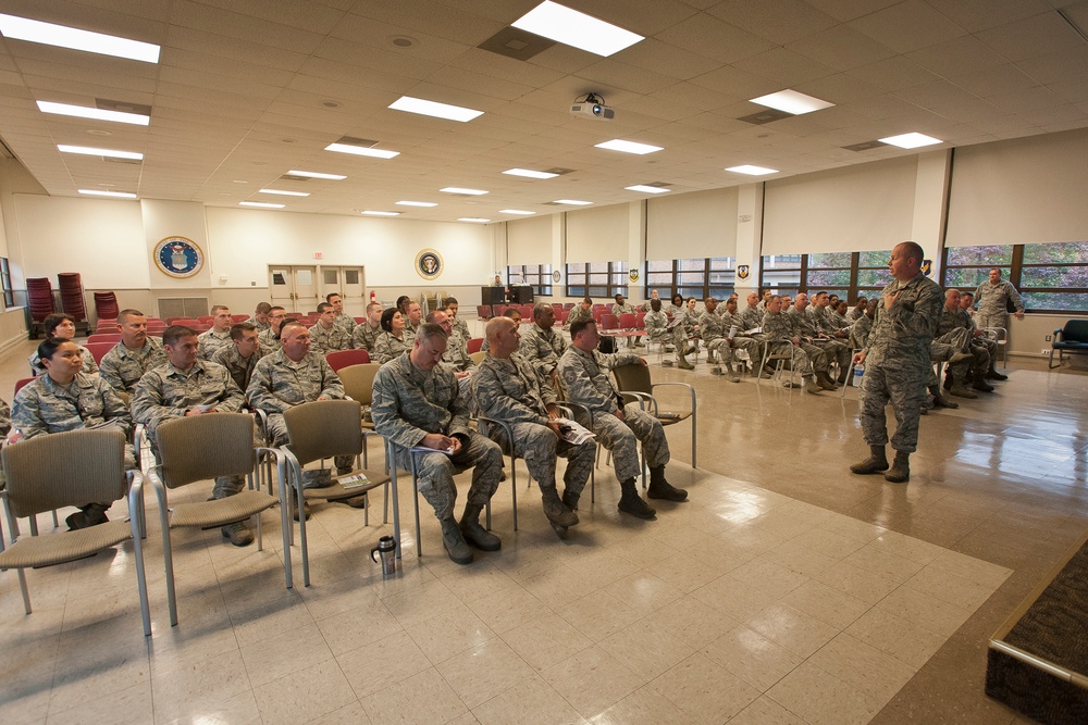 ANG command chief visits the DC Guard