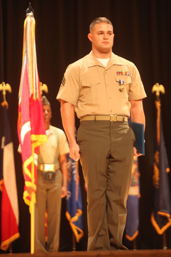 Scout Sniper awarded Navy Cross