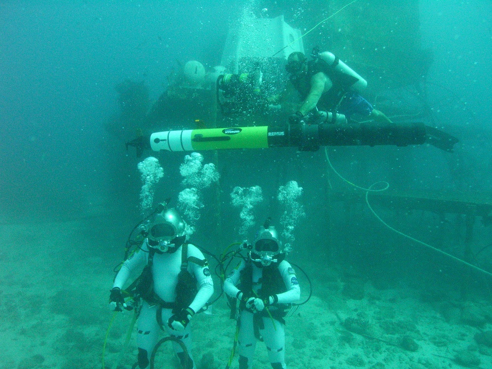 NPS, NASA collaborate on human-robot interaction in extreme environments