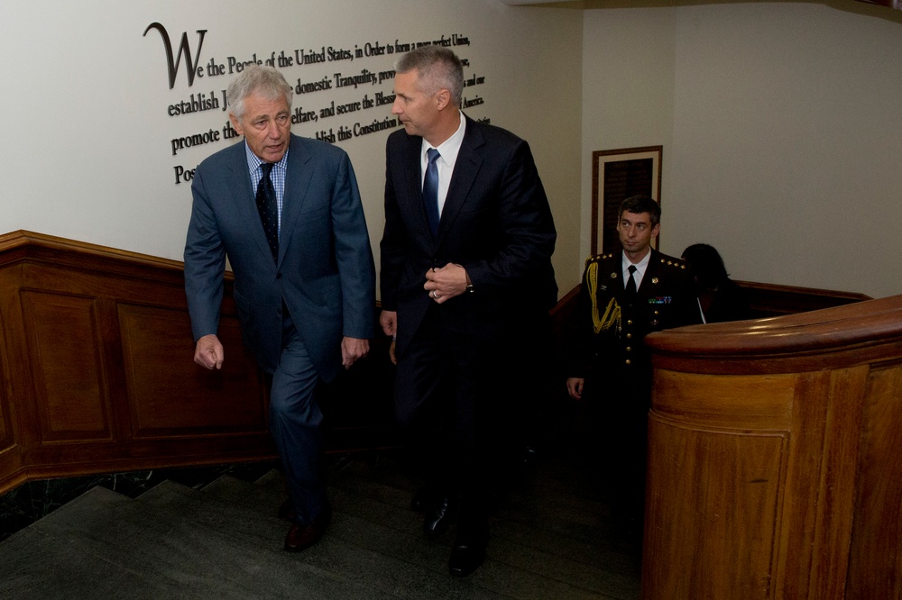 Latvian minister of defense meeting