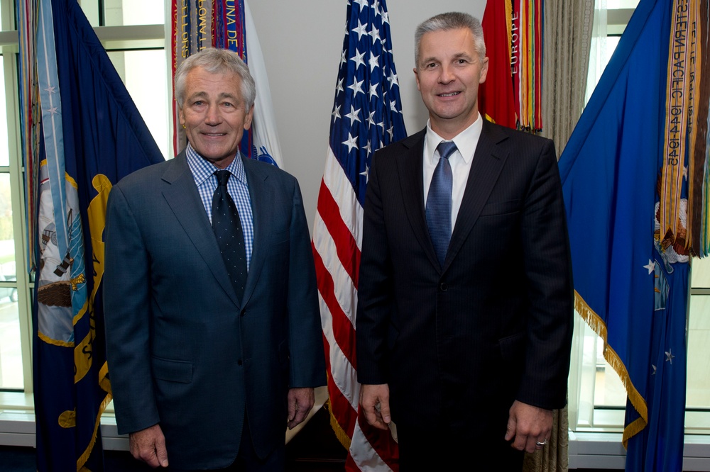 Latvian minister of defense meeting