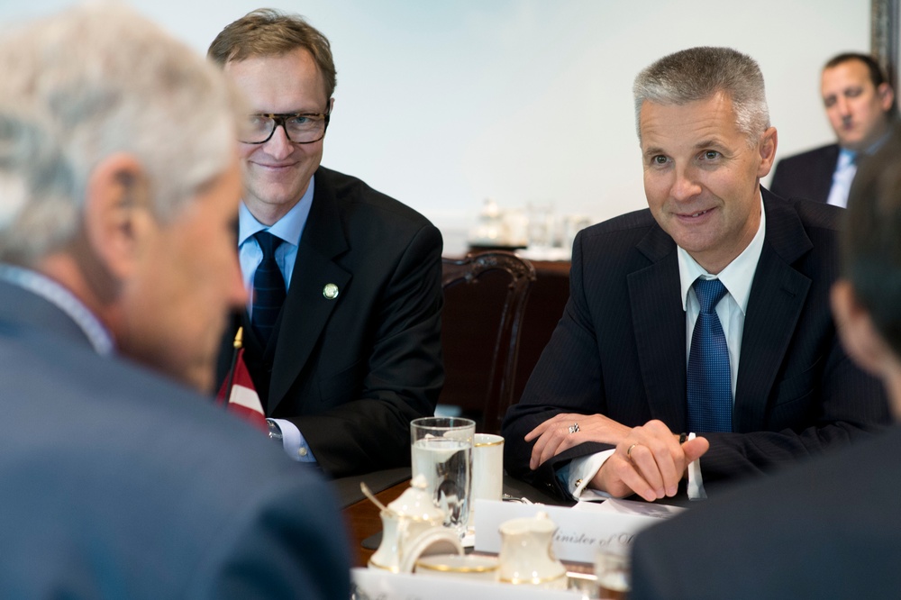Latvian minister of defense meeting