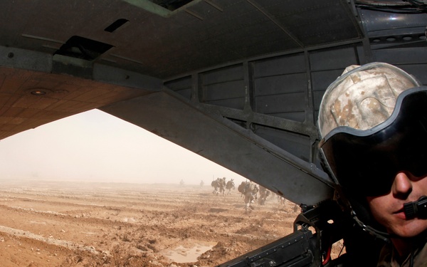 nHMH-462 Interdiction Operation with Charlie Company 1/9