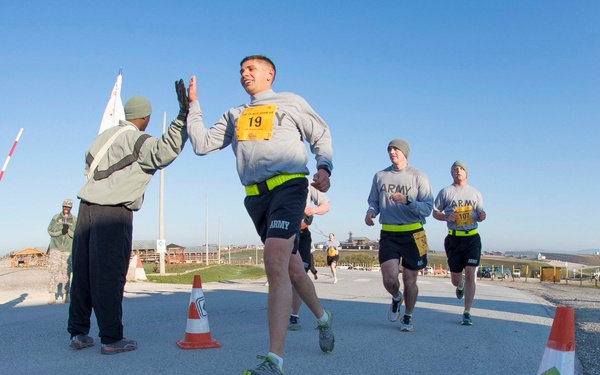 MNBG-E hosts Army 10-miler shadow run in Kosovo