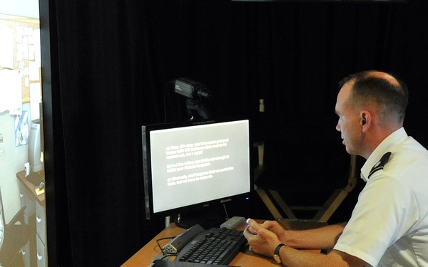 Army Chief of Public Affairs visits Los Angeles