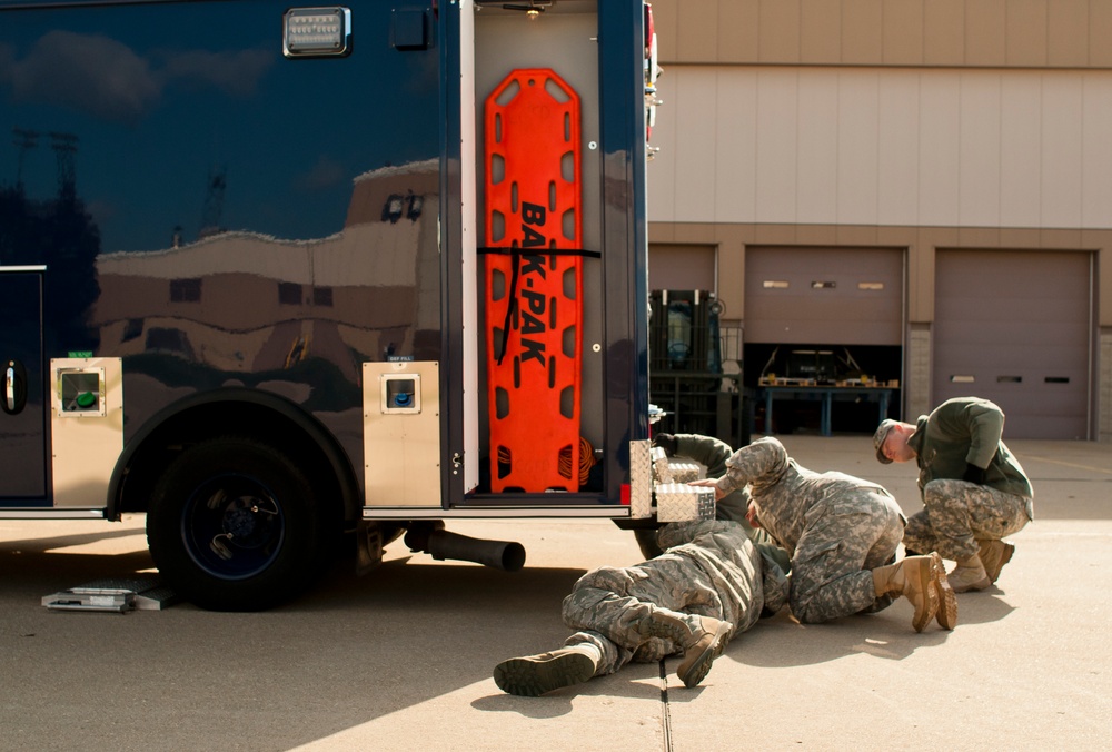 5th Civil Support Team joint inspection with 182nd Airlift Wing