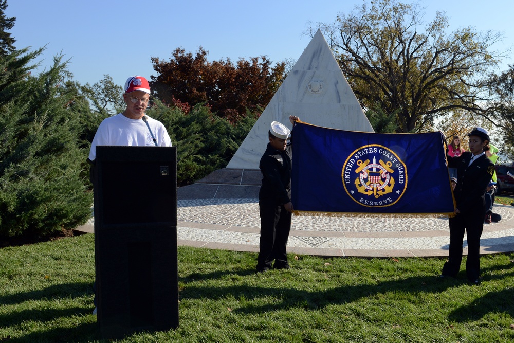 Coast Guard honors fallen members at Arlington