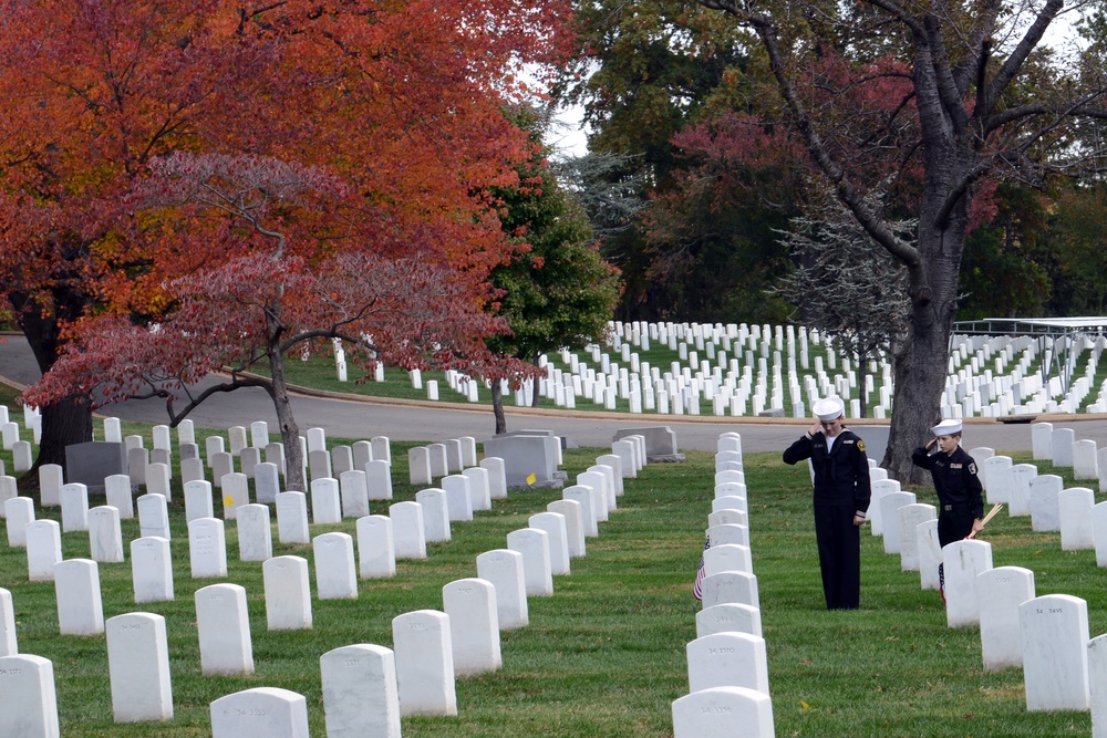 Fallen Coast Guardsmen honored at Arlington