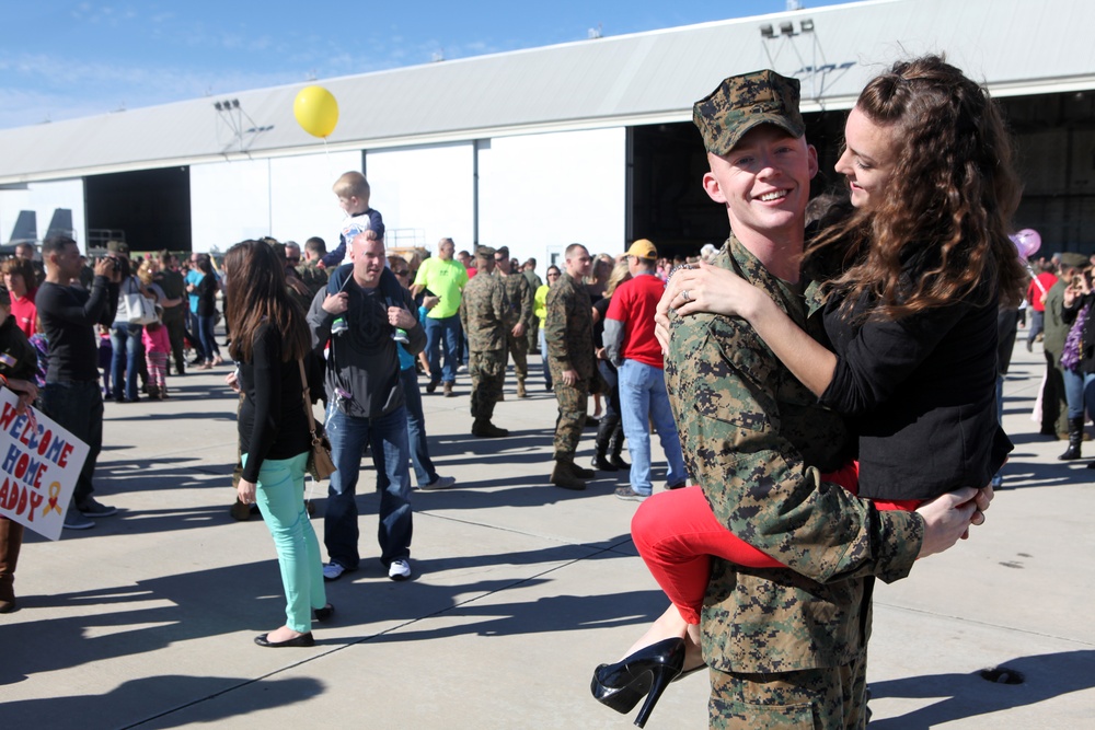 Marines from Marine Medium Tiltrotor Squadron 266 Reinforced come home