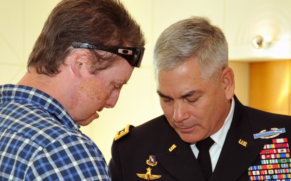 Vice Chief of Staff of the Army visits Operation Mend