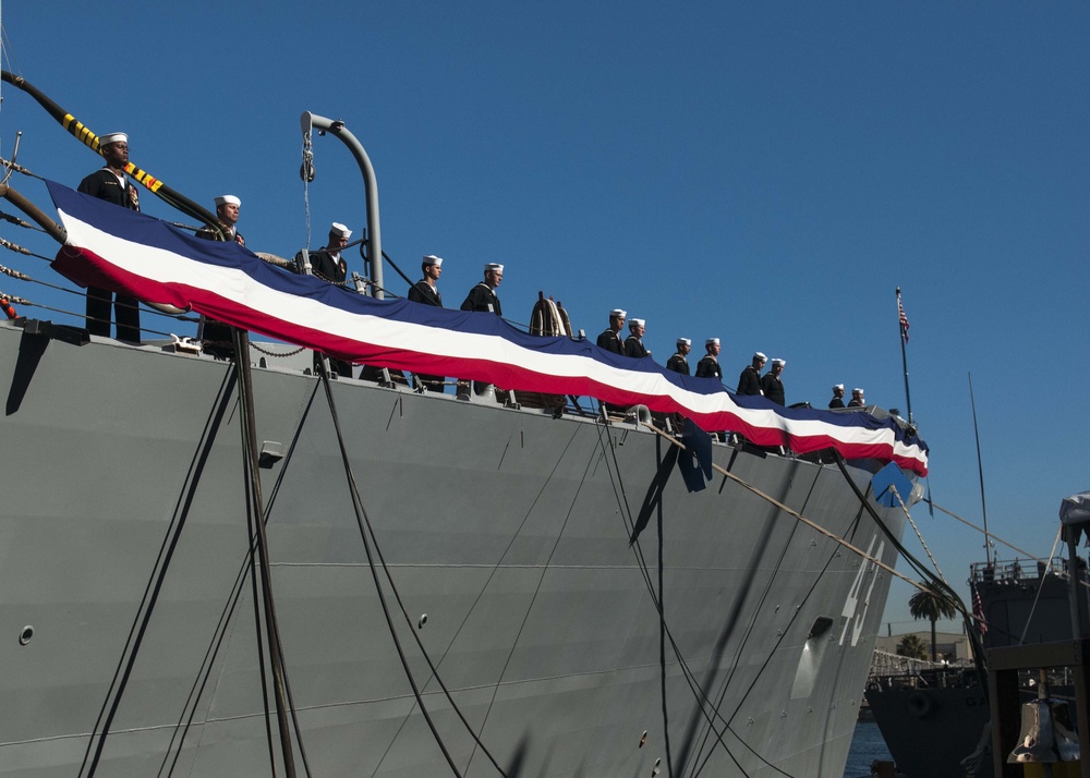 USS Thach Decommissioning