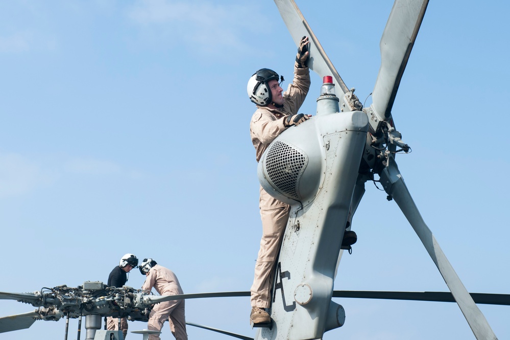 MH-60S Sea Hawk helicopter